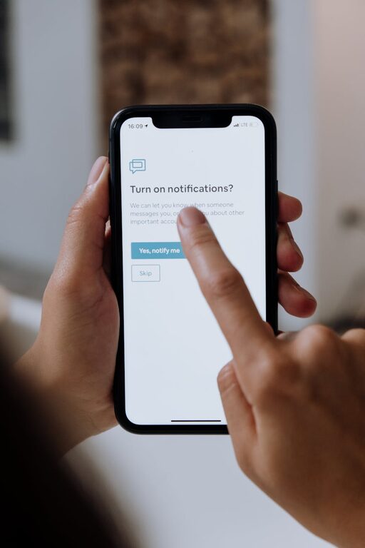 Tips for Setting Boundaries with Notifications to Boost Focus