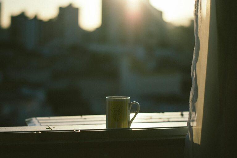 Simple Ways to Make Mornings More Mindful and Enjoyable